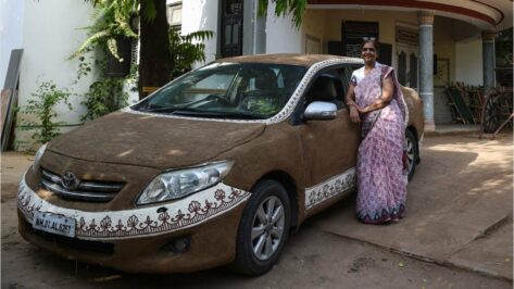 Indian Cars with Cow Dung Coats 6