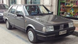 1024px Fiat Regata berlina