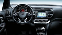 2016 Kia Rio gear dhift knob dashboard lcd screen steering wheel