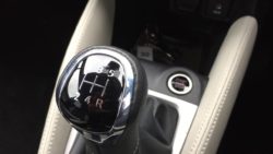 2017 Nissan Micra gearshift lever