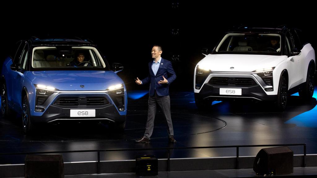 NIO Officially Launches the ES8 7-seat Electric SUV 4