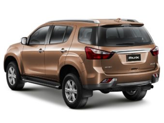 Isuzu D-MAX Might Create Problems for Toyota Hilux 7