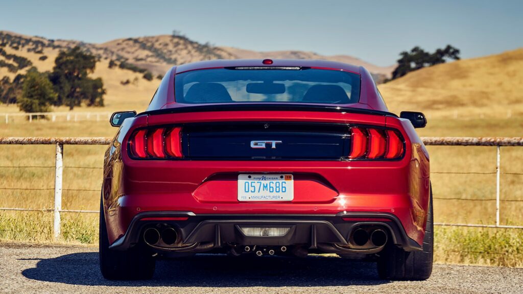 2018 Ford Mustang GT Performance Pack rear 2