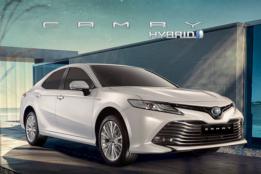 Indus Motors Launch the Toyota Camry Hybrid in Pakistan 3