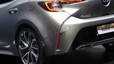 Next Generation Toyota Auris Debuts in Geneva 16