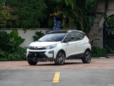 BYD Yuan Subcompact Crossover 10