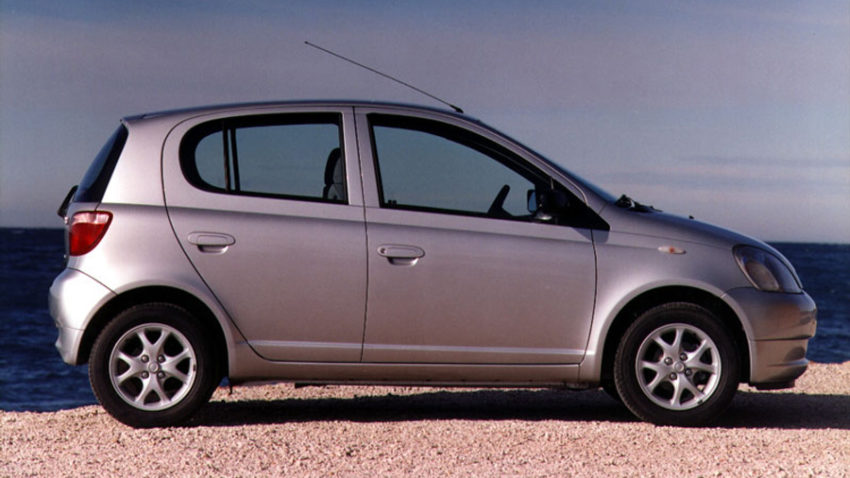 Toyota Vitz: The Hatchback That Revolutionized Pakistan's Car Market 1