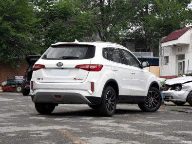 FAW X40 SUV Surpasses FAW R7 Sales in China 5