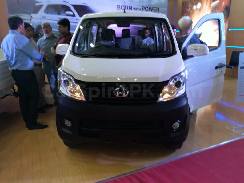 Changan Launches Karvaan Minivan and M-9 Pickup 3