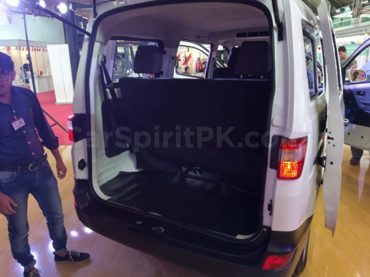 Changan Launches Karvaan Minivan and M-9 Pickup 10