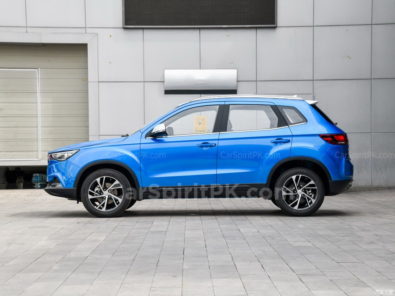 2019 FAW Besturn X40 and EV400 Launched in China 15