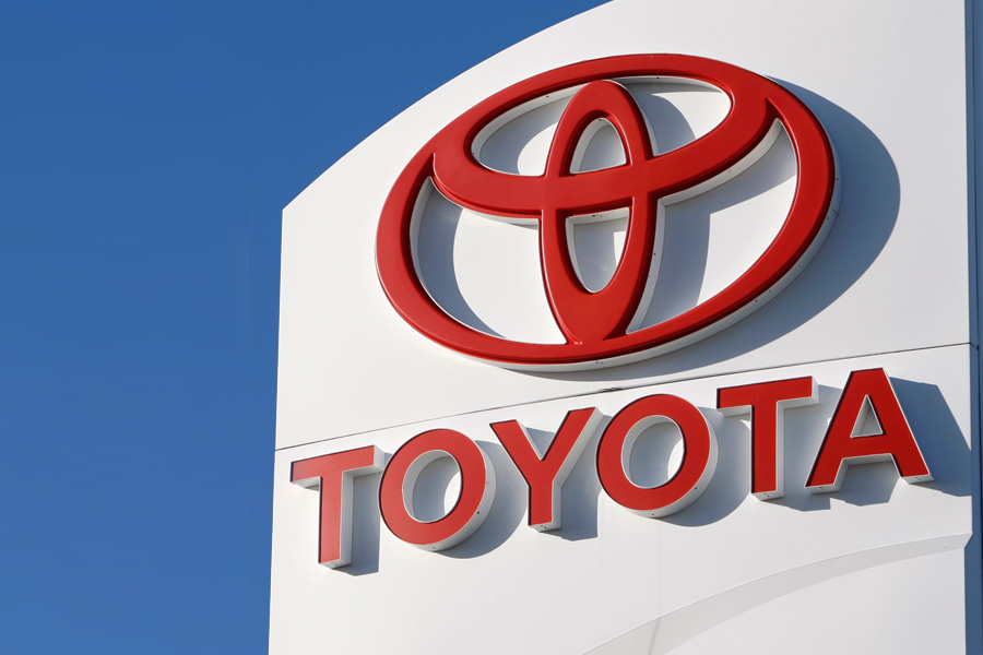 Toyota Recalls 1.7 million Vehicles in North America to Fix Airbags 2