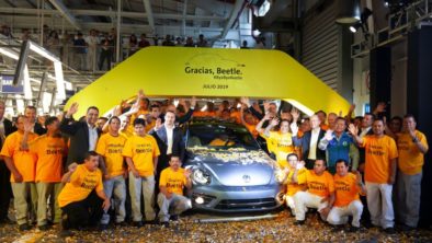 Volkswagen Marks End of an Era with Production of the Last VW Beetle 4