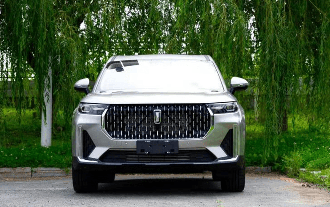 First Images of FAW’s Flagship Bestune T99 SUV 5
