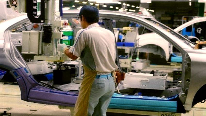 Japanese Automakers to Cut Production by 1.3 Million Units 1