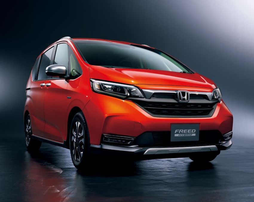 Honda Freed Gets a Facelift and a New Trim CarSpiritPK | Pakistan's