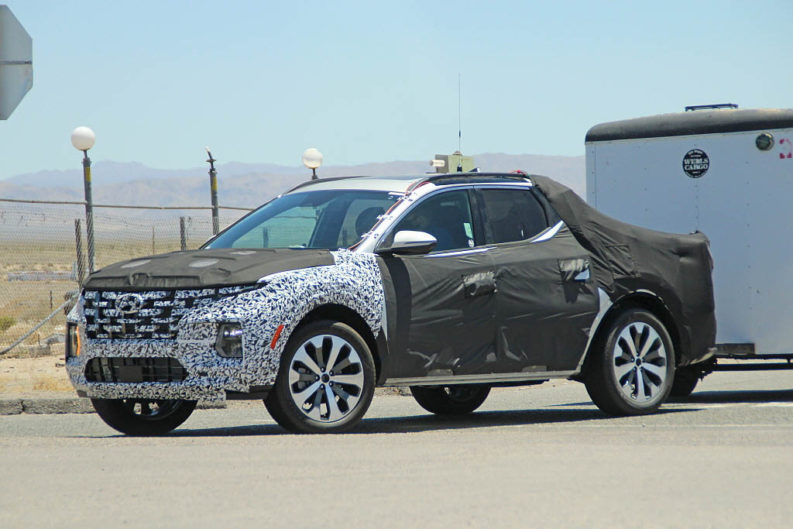 Latest Spy Shots Shows Hyundai Santa Cruz Practicality 2