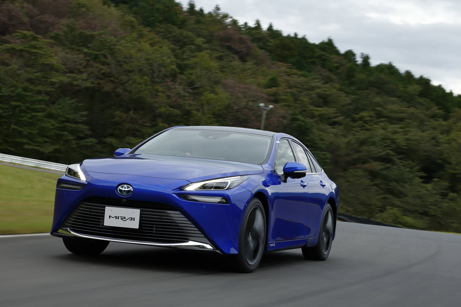 All New Toyota Mirai FCV Goes on Sale in Japan 1