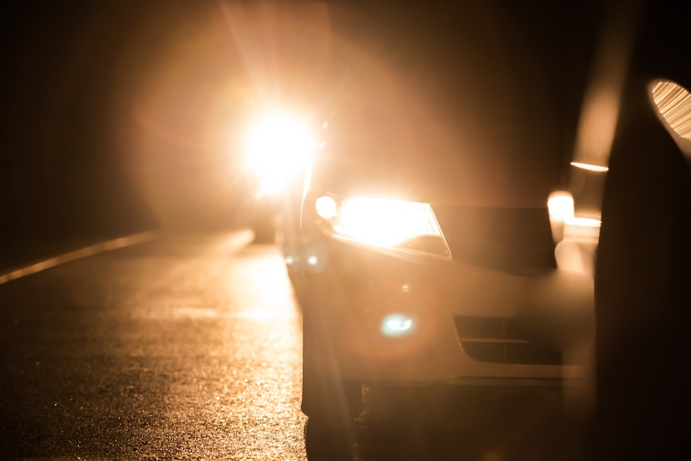 When to Use High-Beam and Low-Beam Headlights 5