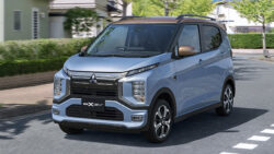 2022 Mitsubishi eK X EV debut 2