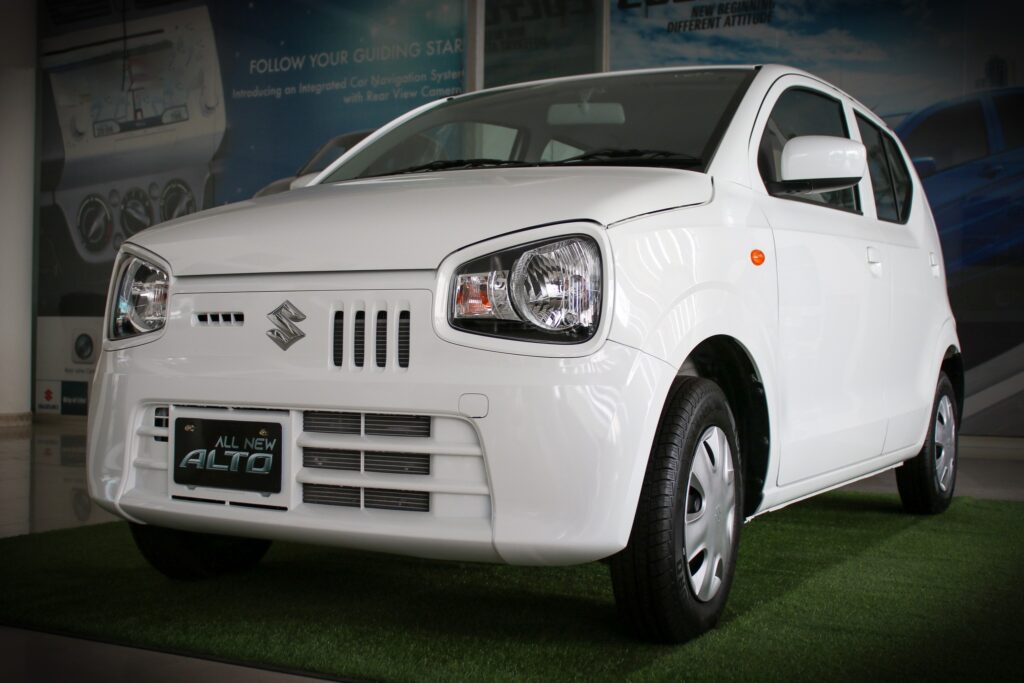 New Suzuki Alto Selling for Rs 4 Lac More Than its Actual Price
