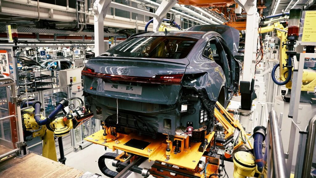 Audi to Cut Workforce By 15%- 4,500 Jobs at Risk 1