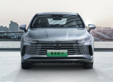 BYD Destroyer 05: Newest Plug-In Hybrid Chinese Sedan with a Badass Name 2