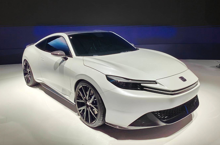 Honda Prelude Returns as a Sporty EV Coupe Concept 5