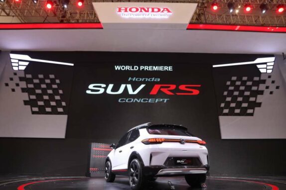 Honda Unveils the SUV RS Concept- Previews the ZR-V 4