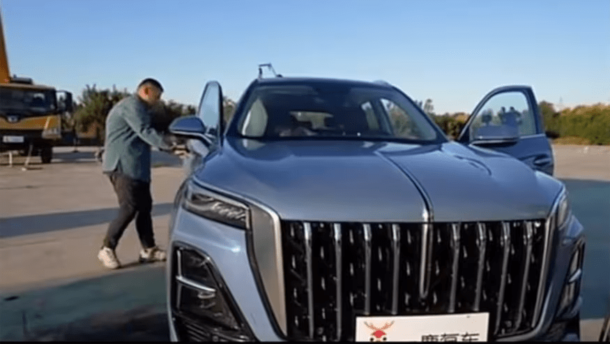 Hongqi HS5 compact SUV crash test 28