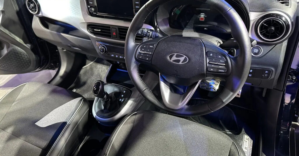 Hyundai Exter interior