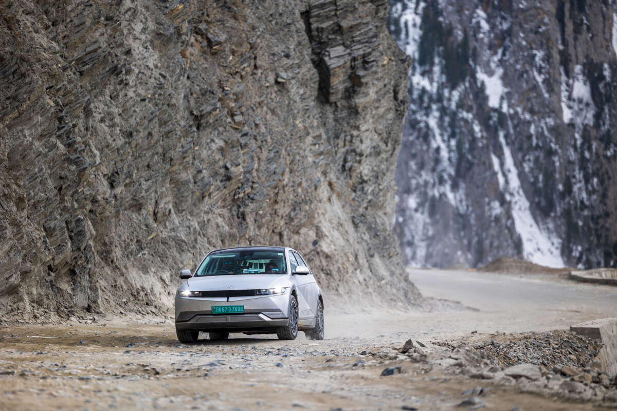 Hyundai Ioniq 5 EV Sets Guinness World Record for Greatest Altitude Change by an Electric Car 1