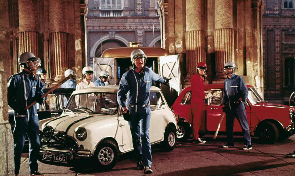 Mini Cooper in "The Italian Job"- The Star Behind the Heist 1