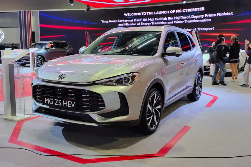 KLIMS 2024: MG Cyberster EV Launched in Malaysia 13