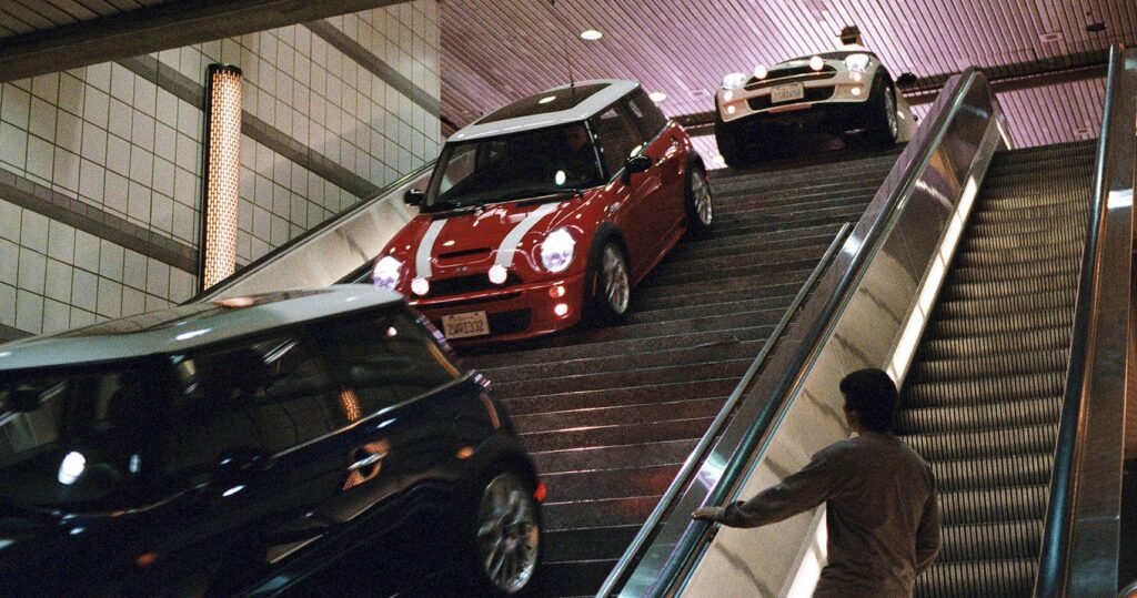 Mini Cooper in "The Italian Job"- The Star Behind the Heist 7