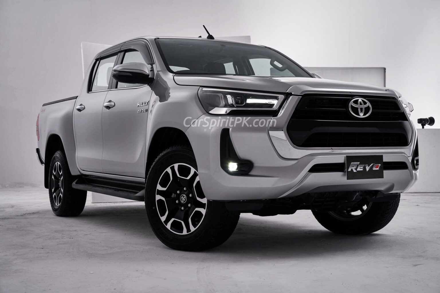 Booking of New Toyota Hilux Revo Facelift is Open – CarSpiritPK