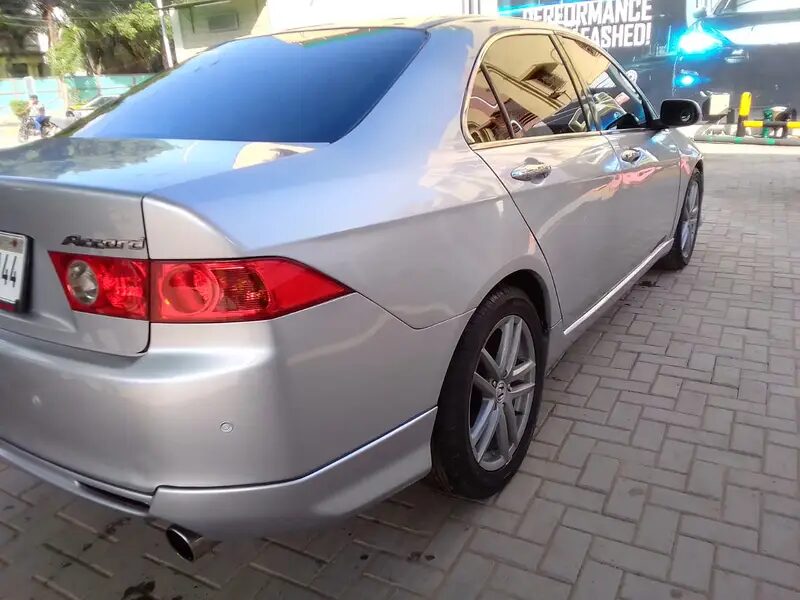 Honda Accord CL7/CL9: A JDM Icon in Pakistan 7