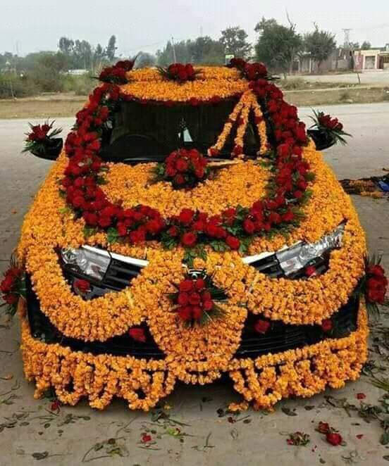 The Trend of Decorating Cars on Wedding Day in Pakistan 4