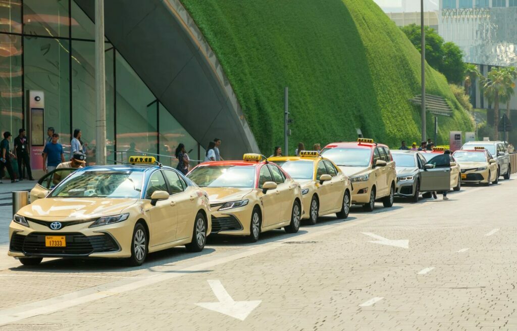 dubai taxis