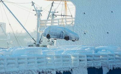 Frozen Ship Delivers Ice-Covered Cars to Russia Port in Frigid Cold 6