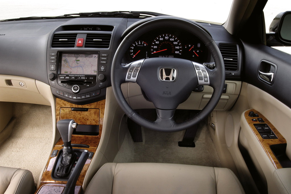 Honda Accord CL7/CL9: A JDM Icon in Pakistan 3