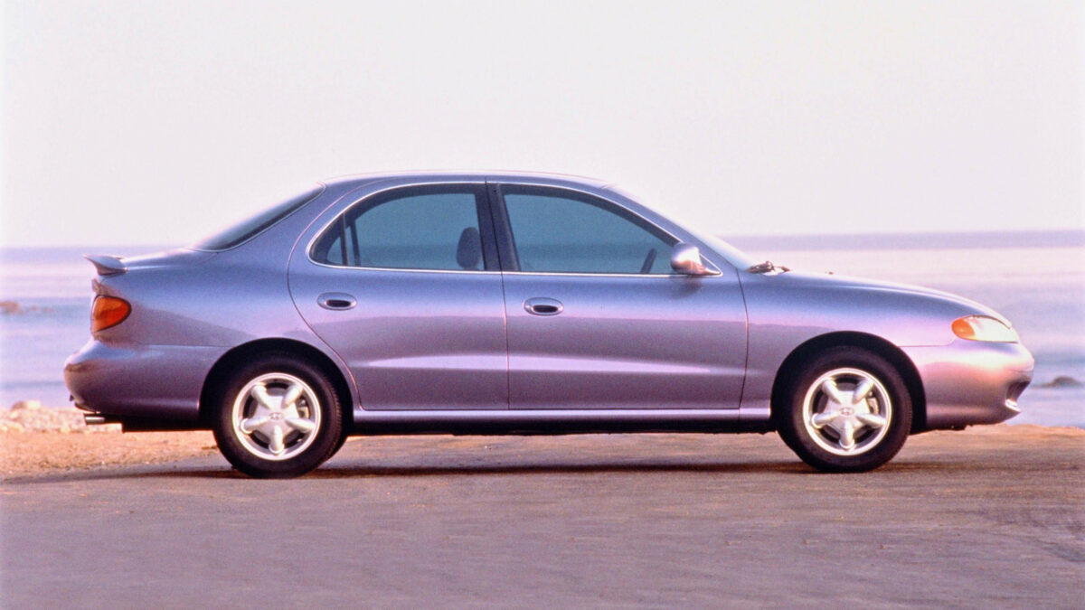 History Of Hyundai Elantra - CarSpiritPK