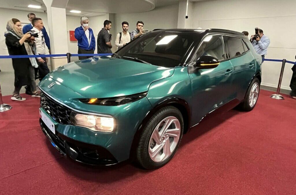 2023 - [ Iran Khodro / IKCO ] Rira Ikco-rira-crossover-india-2022-proauto-01-1024x675