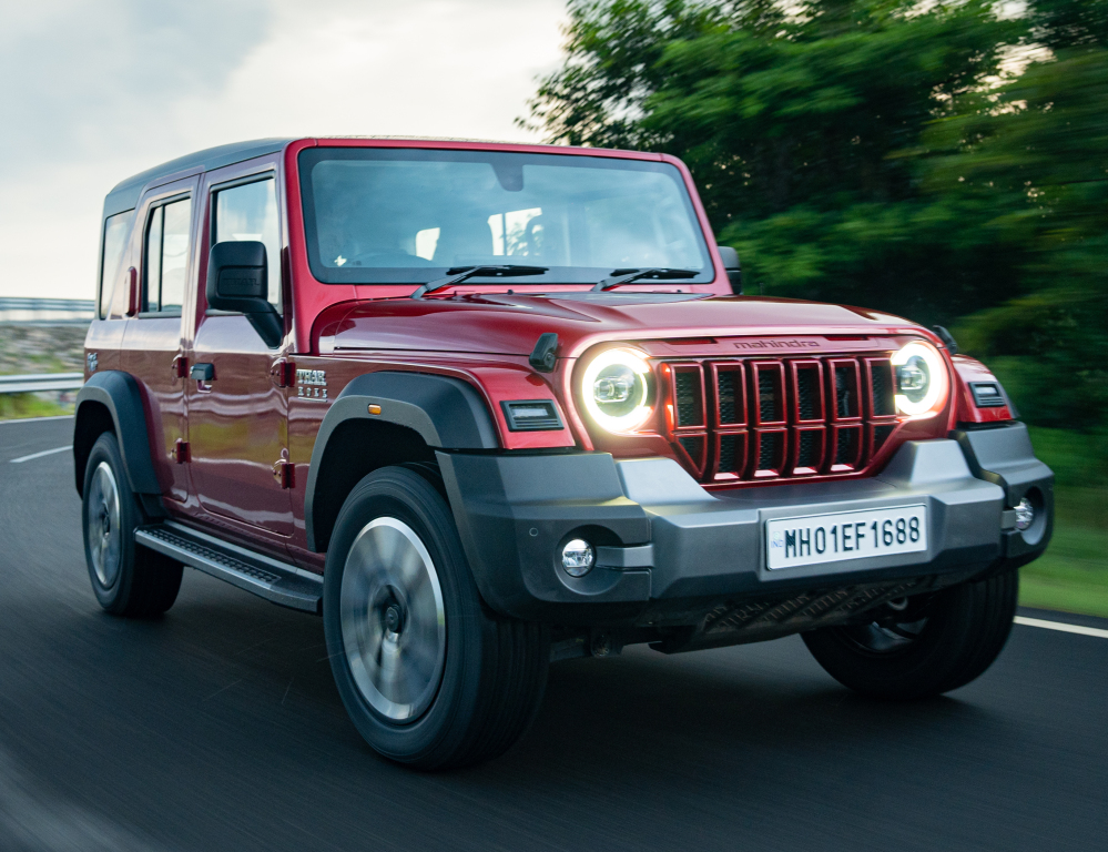 Mahindra Thar Roxx Wins 2025 Indian Car of the Year (ICOTY) Award 8