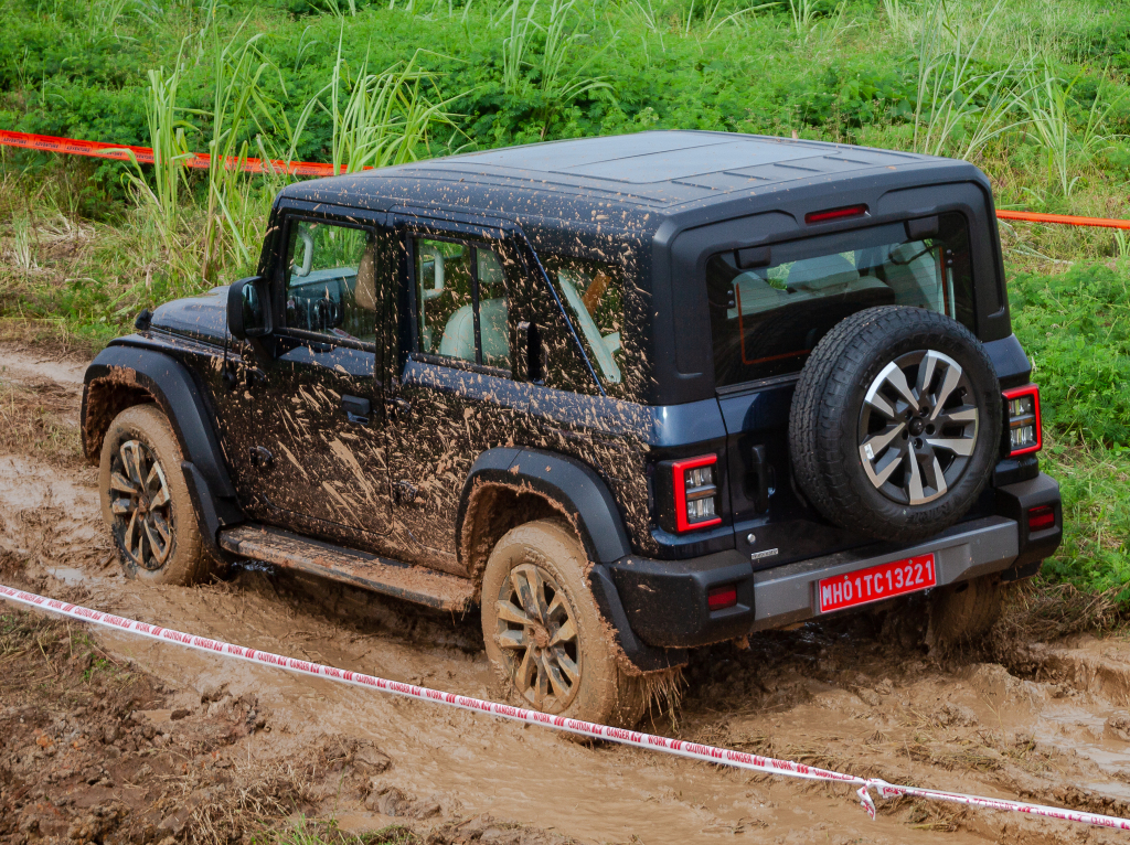 Mahindra Thar Roxx Wins 2025 Indian Car of the Year (ICOTY) Award 11