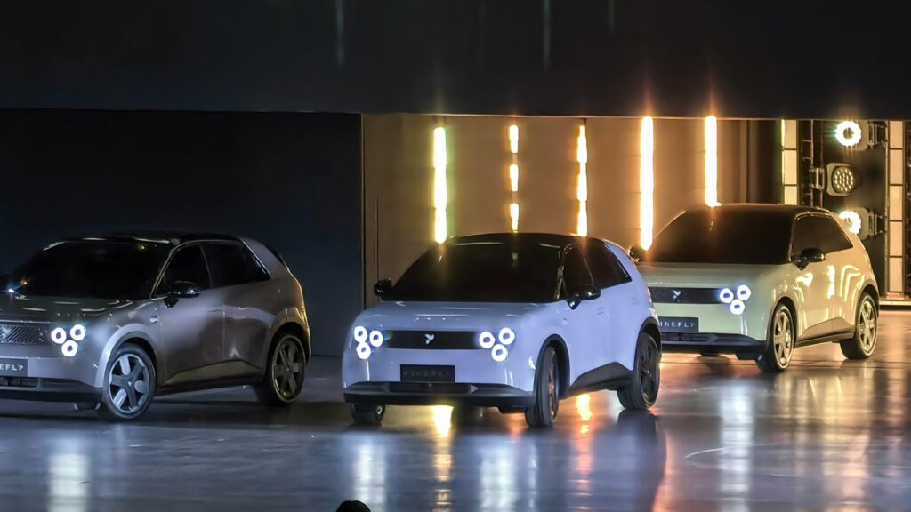 Nio Unveils Firefly EV Hatchback 3