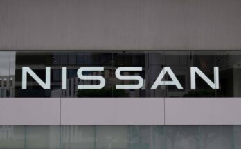 Nissan Reveals a Restructuring Plan Involving 9,000 Job Cuts 23