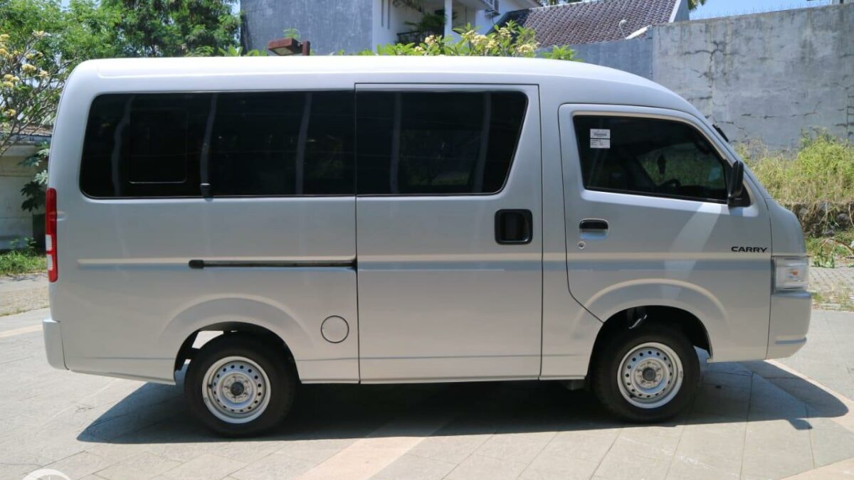 Suzuki Carry Minibus in Indonesia - CarSpiritPK