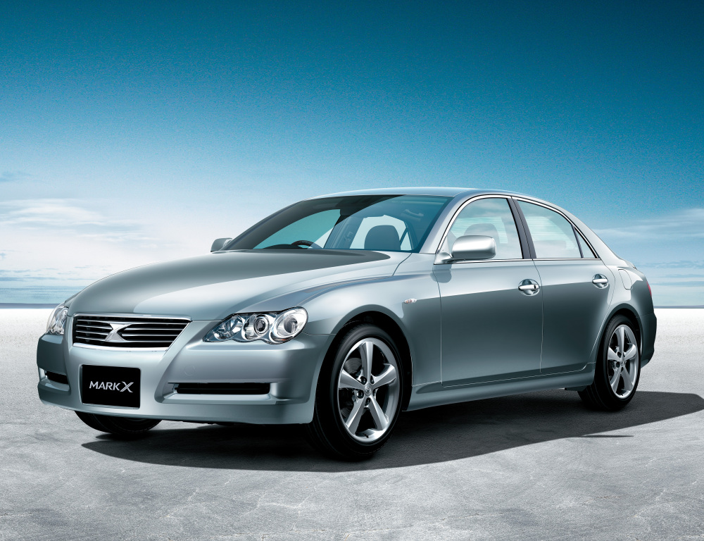 Remembering Toyota Mark X (X120): A Blend of Luxury and Performance 2